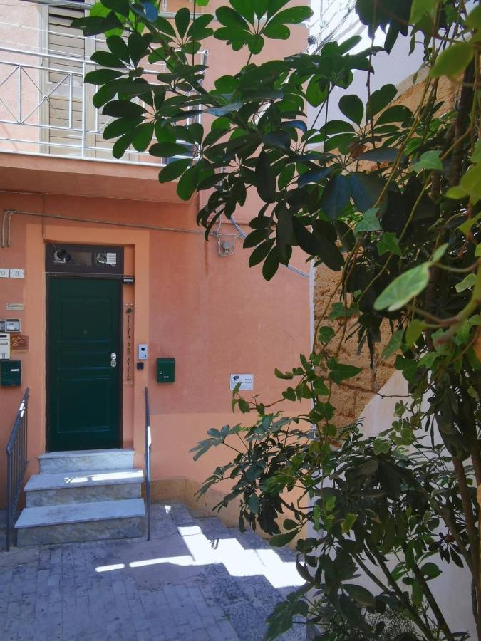 Casa Vacanze Vicolo San Pietro Agrigento Exterior photo
